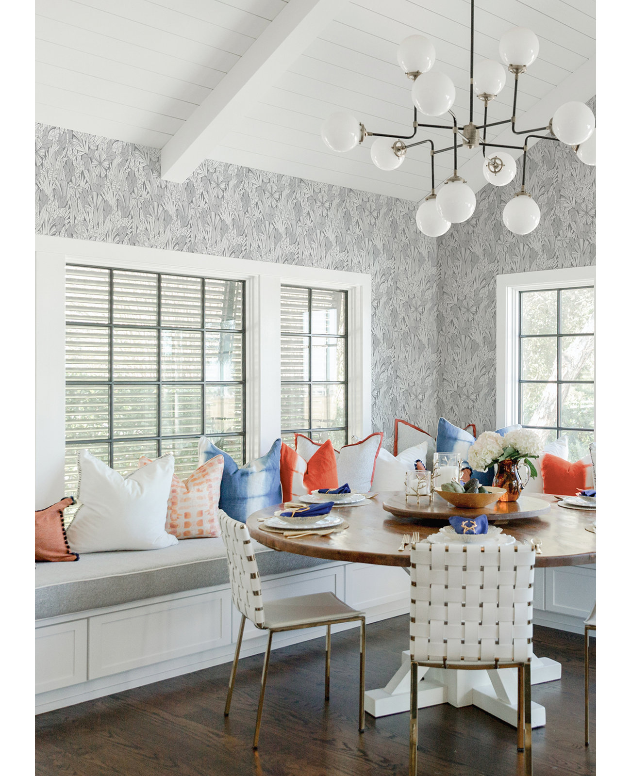Avellana Botanical Wallpaper, Gray