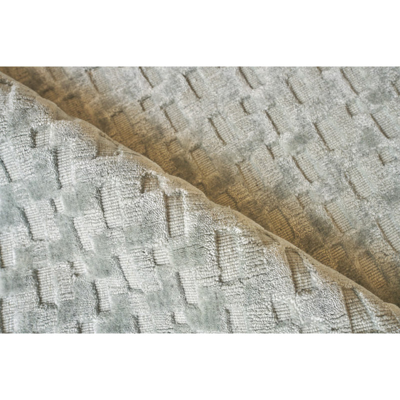 Monroe Silk Geometric Area Rug in Light Green, Rectangle 2' x 3'