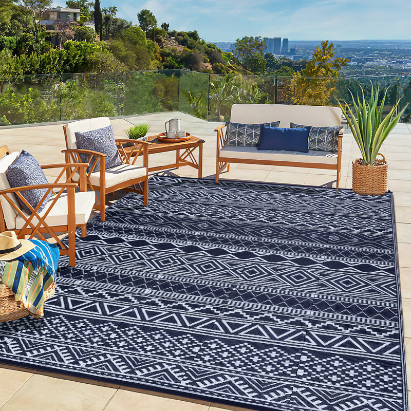 Lavel Washable Geometric Indoor / Outdoor Rug, Rectangle 6' x 9'