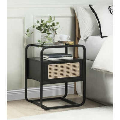 Table d'appoint avec plateau en verre trempé, quincaillerie en alliage de zinc et plateau à structure en métal avec capacité de poids de 10 lb