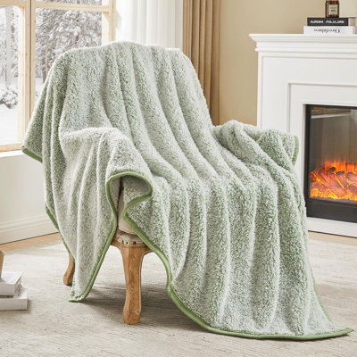 EMME Fleece Blankets Soft Sherpa Plush Blankets for Couch Cozy Bed Blanket