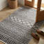 Tapis à motif géométrique marocain beige Thambiah-1335013614