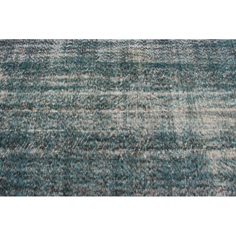 Tapis turc rétro fait à la main sur fond bleu, idéal pour décorer votre maison