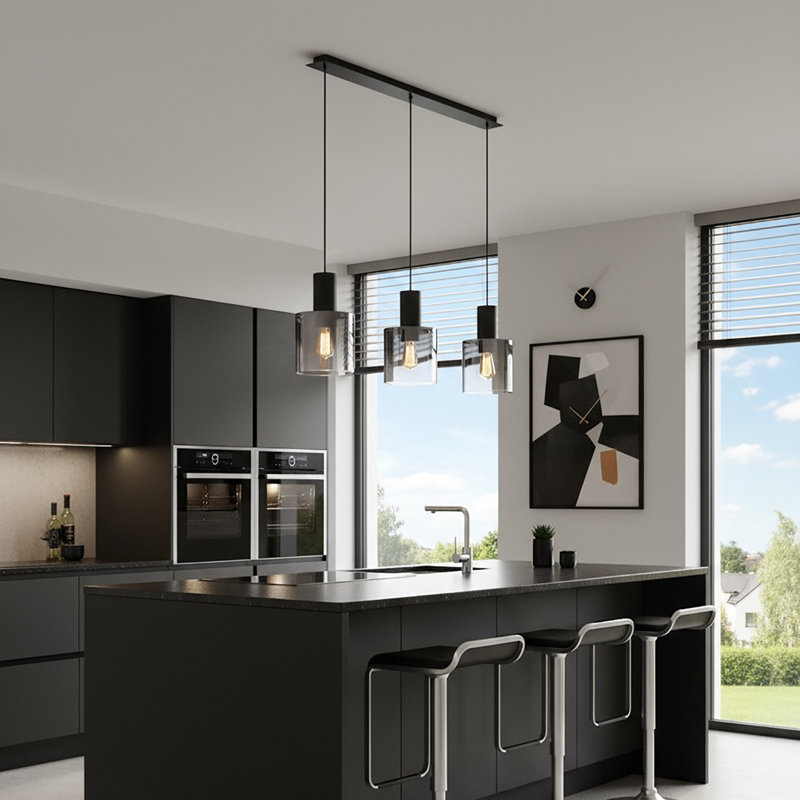 Lustre cylindrique à 3 lumières pour îlot de cuisine Henley, Noir satiné, Verre fumé