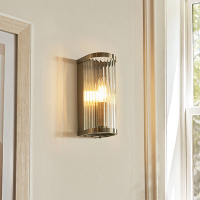 Anesty Wall Light