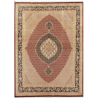 Wool and Cotton Oriental Indoor Rug