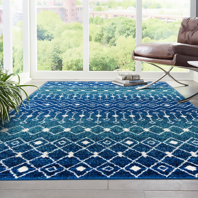 Tapis bleu / ivoire en polypropylène tissé à la machine Briehn, Rectangle 6 pi x 9 pi