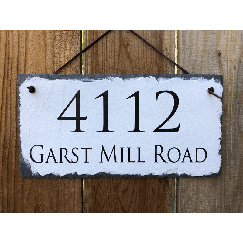 Plaque d'adresse suspendue sur 2 lignes, Montage à 2 trous, Oui