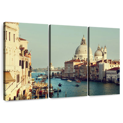 Kavia Grand Canal In Venice