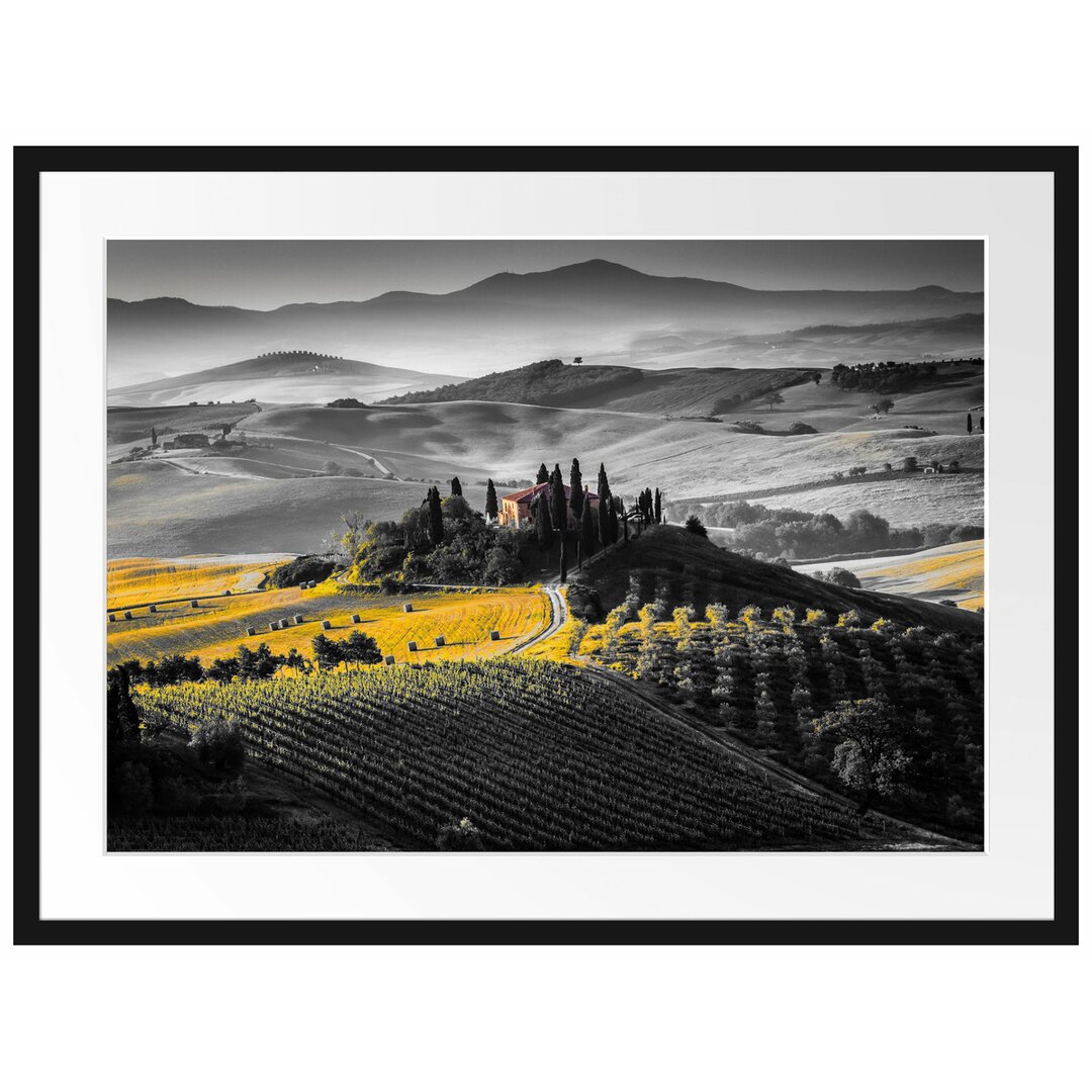 Gerahmtes Poster Toskana Landschaft mit Feldern