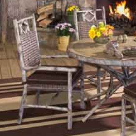 Chaise de patio avec coussin River Run, Tissage uni palette indigo Sunbrella®