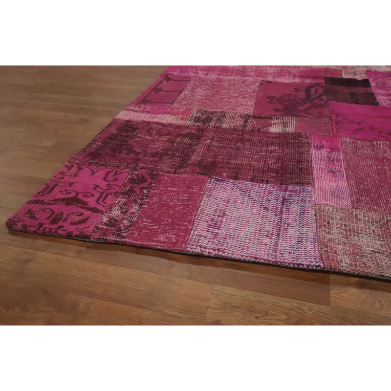 Tapis géométrique en laine rose fuchsia patchwork 8 x 10