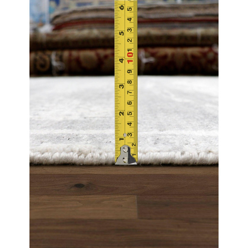No Pattern and Not Solid Color Handmade Hand Loomed Rectangle 8'1" x 10'1" Wool/Cotton Area Rug in Gray/Ivory