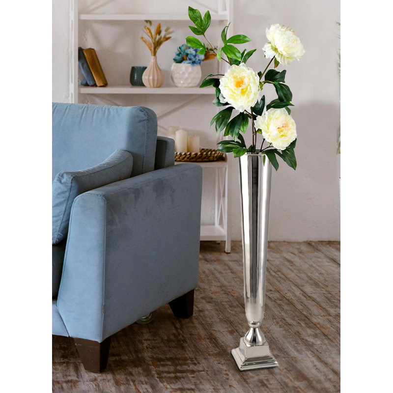 Vase de plancher en aluminium Jahrod