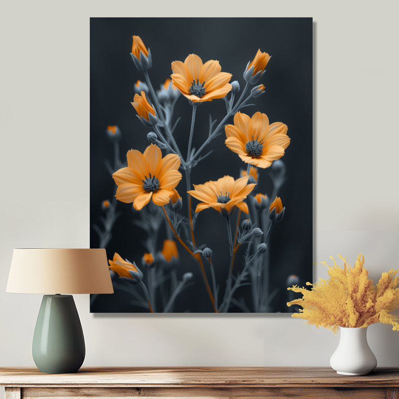 Monochromes jaunes, gris, bleuet, Grace III - Bleuet, art mural, salon, Cadre flottant argent, H 12 po x l 20 po