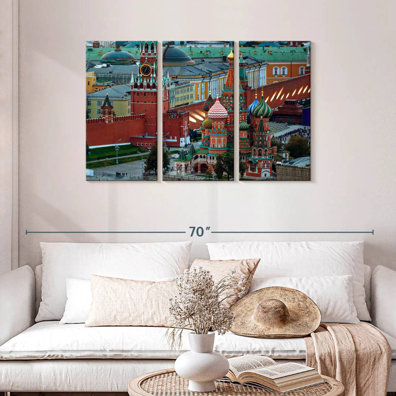 Moscow Kremlin, 28" H x 45" W