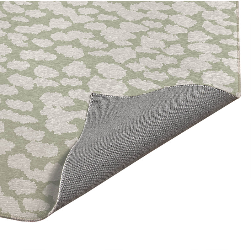 Tapis de bureau léger Animal Splat, L 7 pi x L 5 pi, Vert clair