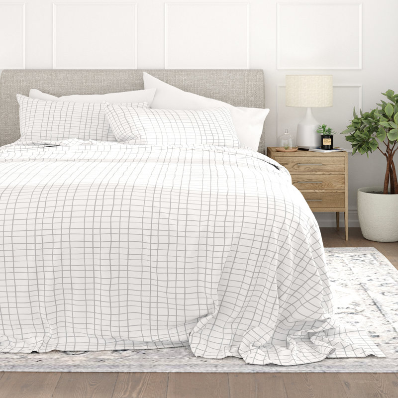 Full Gray and White Crossroad Pattern Microfiber Sheet Set