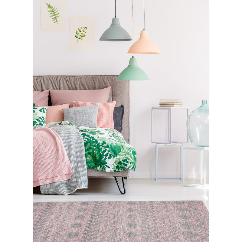 Tapis rose nouvel âge en laine 5 pi 11 po x 9 pi Brasia