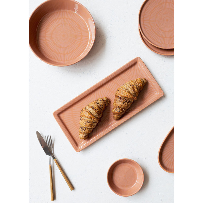 Élégant plateau en céramique saumon, 6,3 x 13,8 x 0,4 pouces | 100% céramique durable, parfaite pour servir les hors-d'œuvre et les desserts | Ajout élégant à votre table de salle à manger et décoration intérieure, idéal pour recevoir des invités