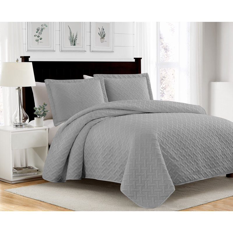 Polyester Quilt, King Quilt + 2 King Sham, White