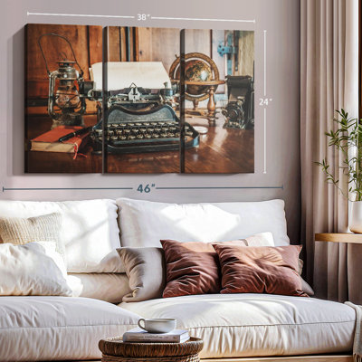 «Antiques», 3 pièces