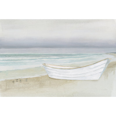 Bord de mer serein avec bateau