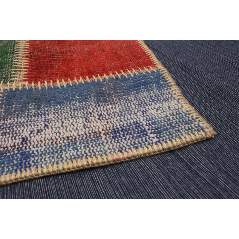 Tapis décoratif en laine noué à la main de conception unique noué à la main New Age 5 pi 7 po x 7 pi 10 po en rouge/gris/vert
