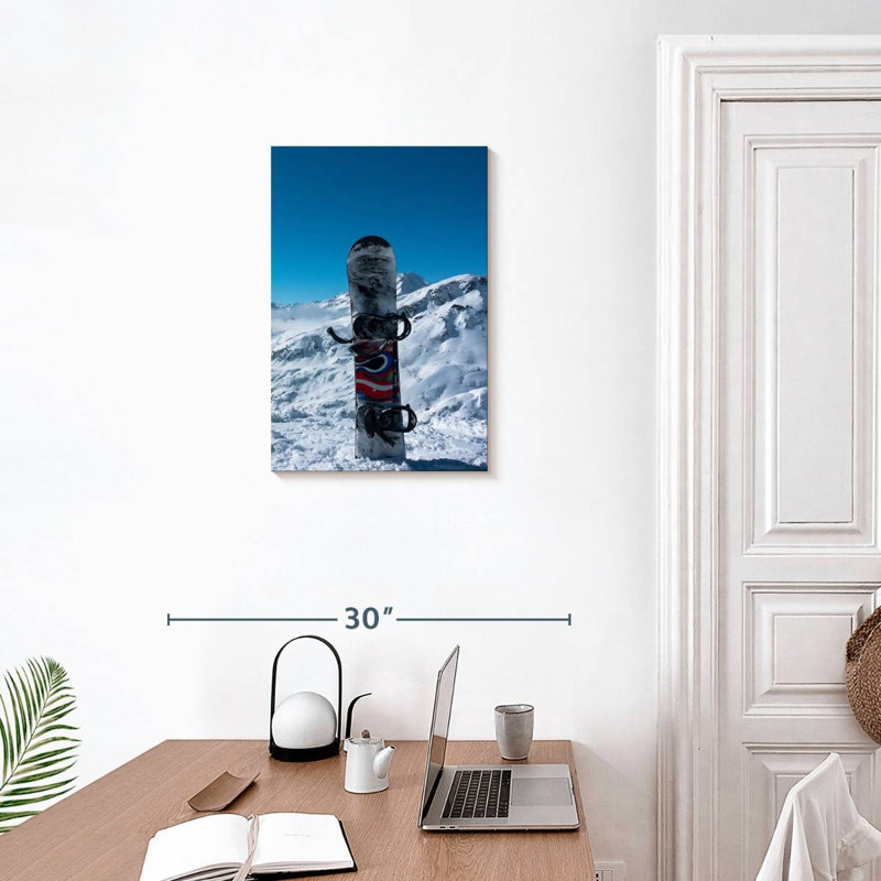 Sirci Snowboard dans la neige, H 24 po x l 16 po