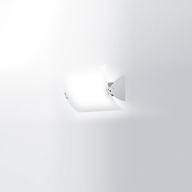 Fly 1-Light Armed Sconce