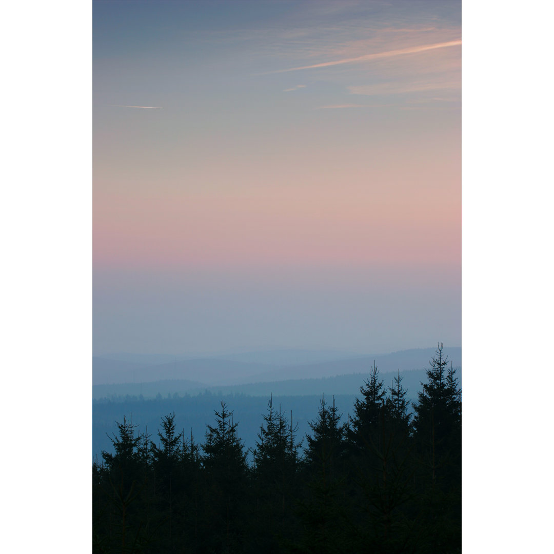 Nach Sonnenuntergang von AVTG - Kunstdrucke auf Leinwand ohne Rahmen