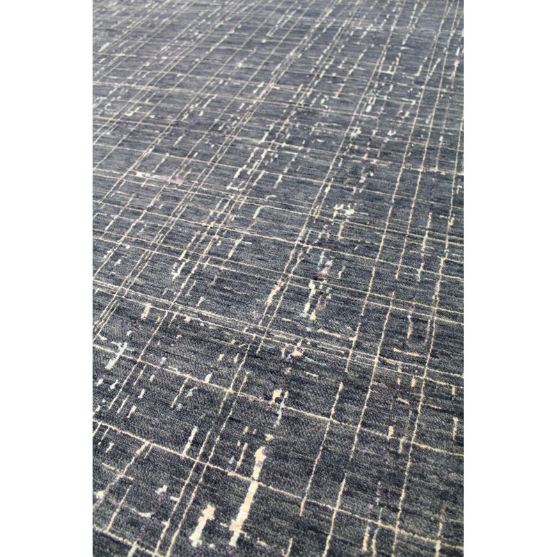 Area Rug in Blue, Rectangle 5'7" x 8'