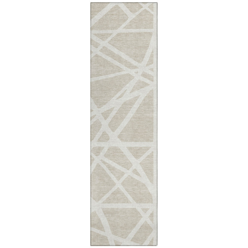 Tapis intérieur / extérieur beige Zephina , 2 pi 3 po x 7 pi 6 po