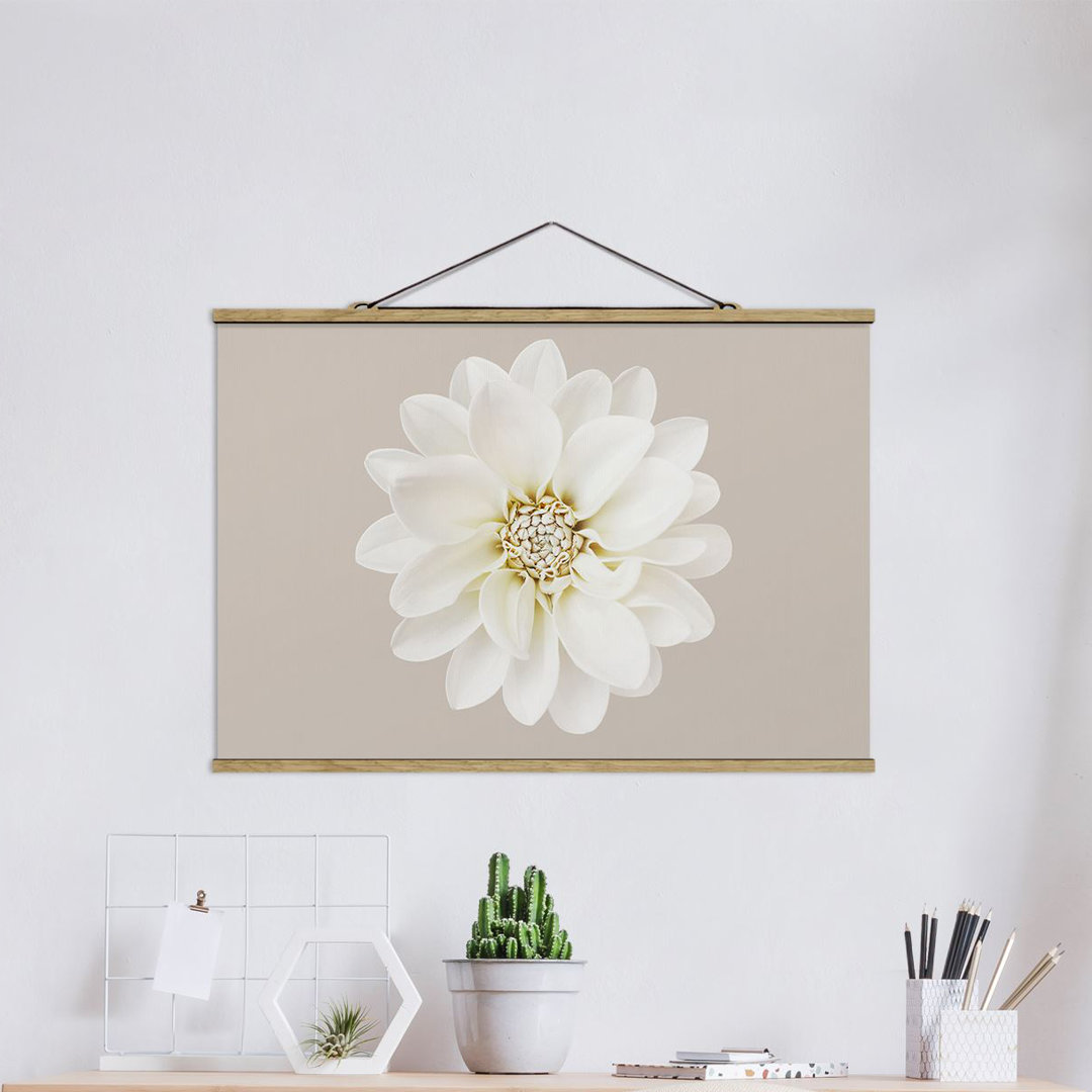 Wandbild Dahlia Weiß Taupe Pastell zentriert