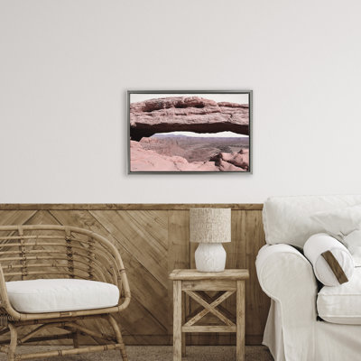 Cadre flottant A Moment in Stone Landscape, design par Lori Deiter