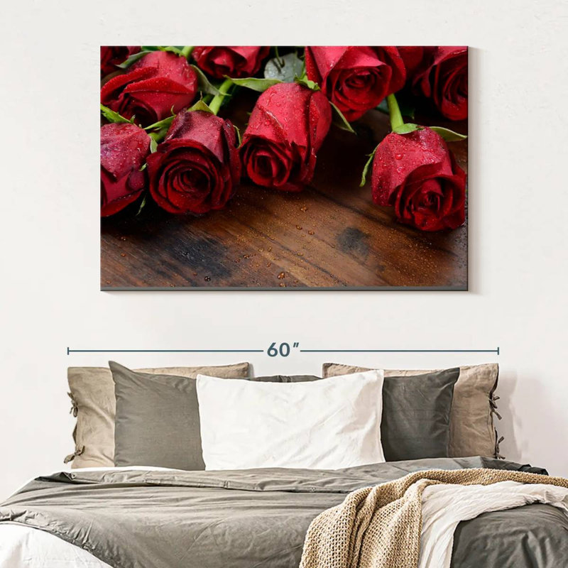 Harnek fraîchement cueillies roses rouges, H 34 po x l 51 po