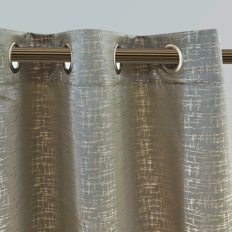 Panneau de rideau simple obscurcissant avec œillets Clyda Ikat, l 54 po x L 84 po, Aloès