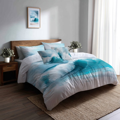 White and Blue Powerful Crashing Wave Bedding Set 5 Pcs - Beach Duvet With Shams And Throw Pillows