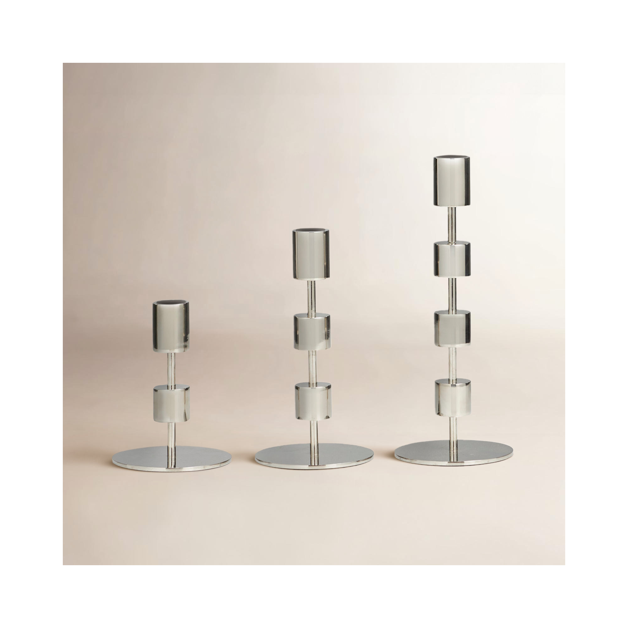 3 Piece Aluminum Tabletop Candlestick Set, Polished Silver