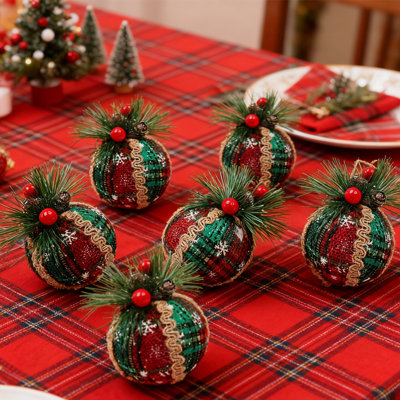 6 pièces de boules de Noël écossaises, 3,15 pouces de guingan avec des pommes de pin et des feuilles vertes, décoration de Noël, boules de Noël suspendues, style A