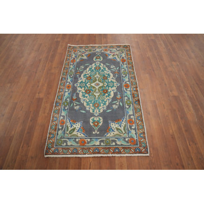 Traditional Wool Rug 3x5