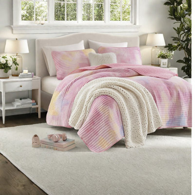 Modern Pink Bedding Sets, 4 Piece Microfiber Quilt for Comfortable Home