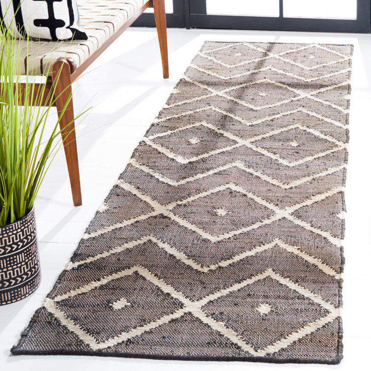 Furman Kilim Geometric Hand-Loomed Natural/Charcoal Area Rug