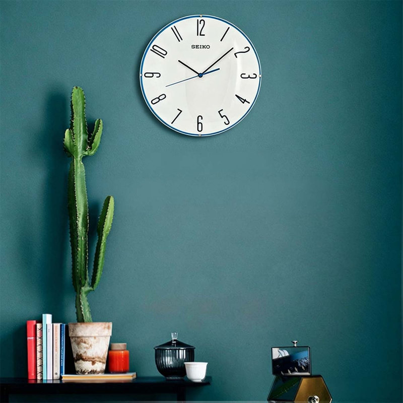 White Round Analog Wall Clocks