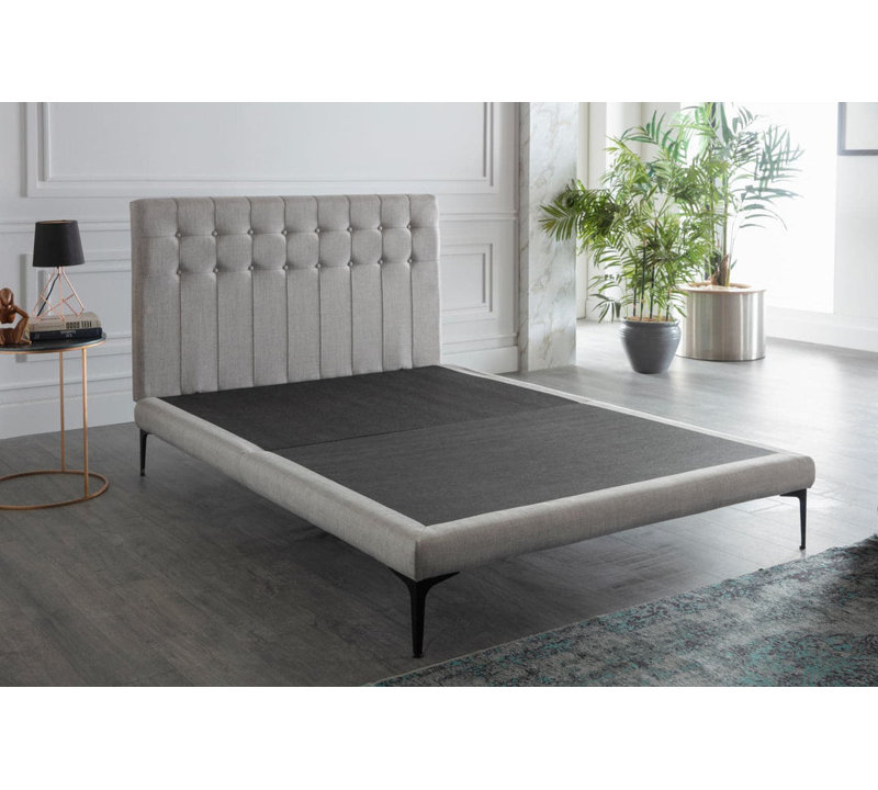 Lit en métal Eastridge, Gris, Très grand