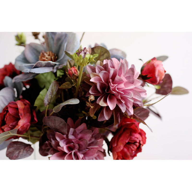 Arrangement floral mixte en vase