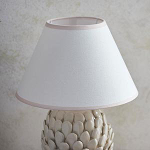 Layered Leaf Table Lamp