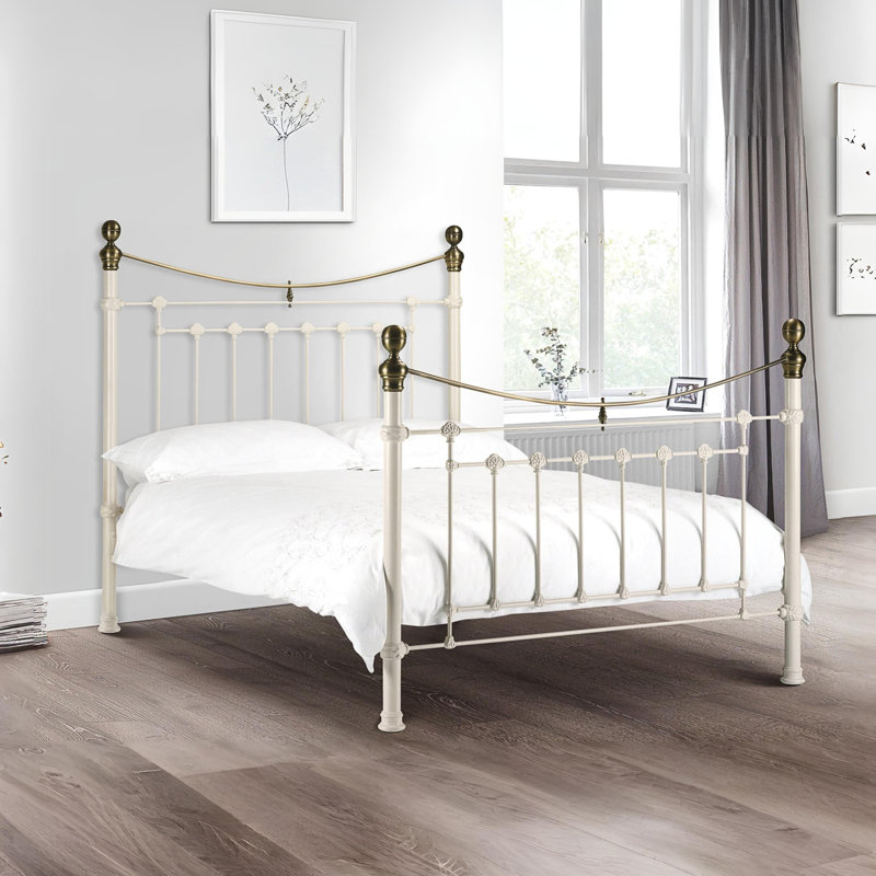 Hudson Bed, Double (4'6), Stone White