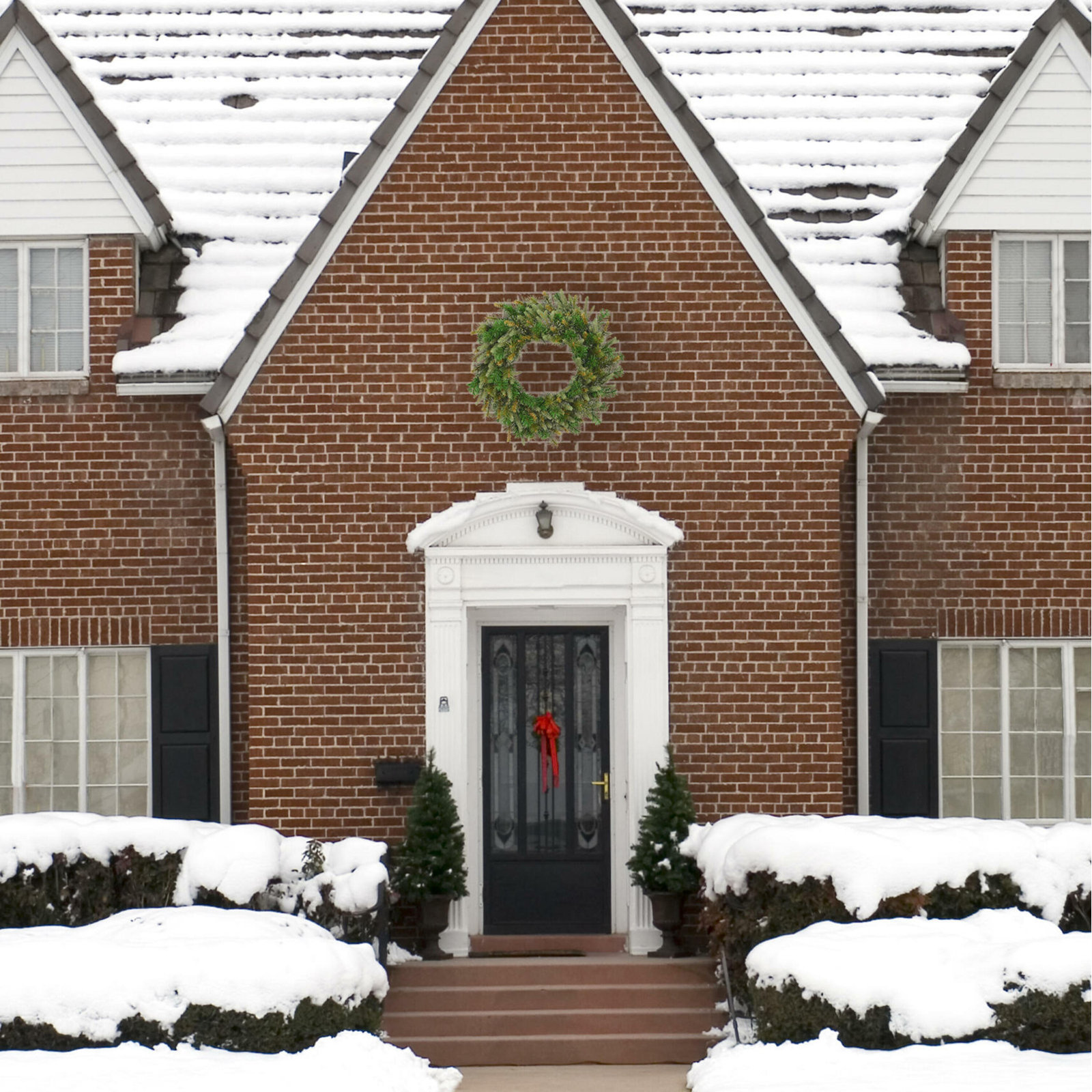 Cashmere Pine 60" Mixed Assortment Christmas Wreath, 36"