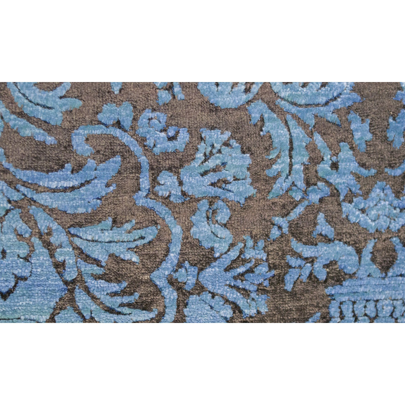Damask Area Rug in Blue